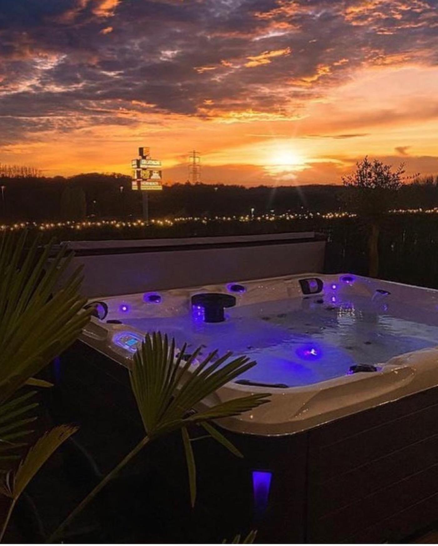 Wellness Dome Penthouse Suite Kerkrade Zewnętrze zdjęcie